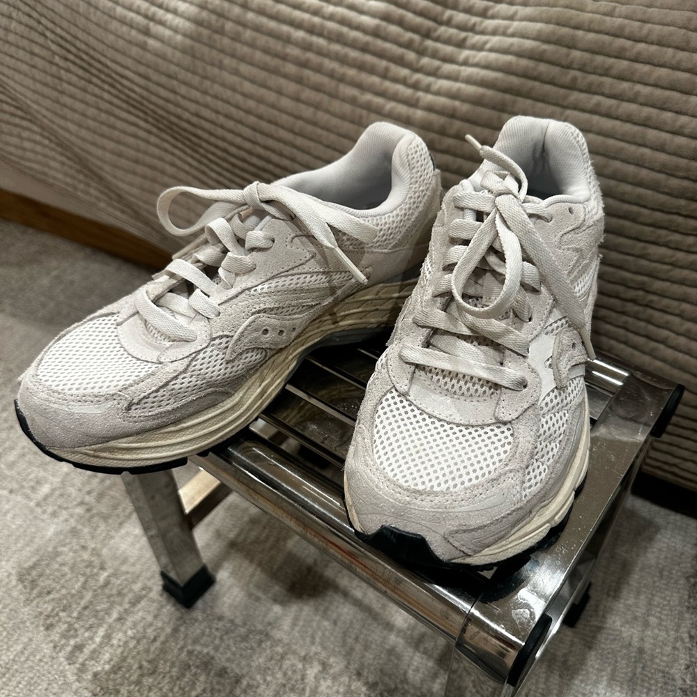 Saucony Off-White/Cream color Sneakers